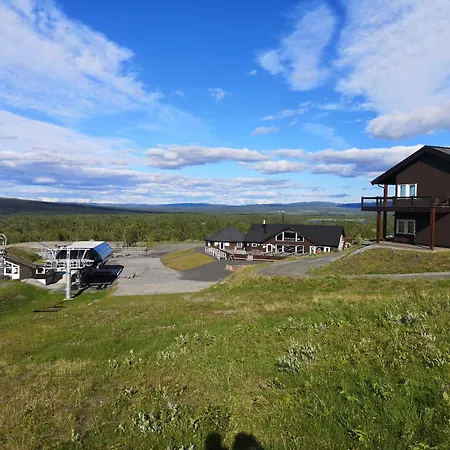 Koselig Med In Out Pa Golsfjellet